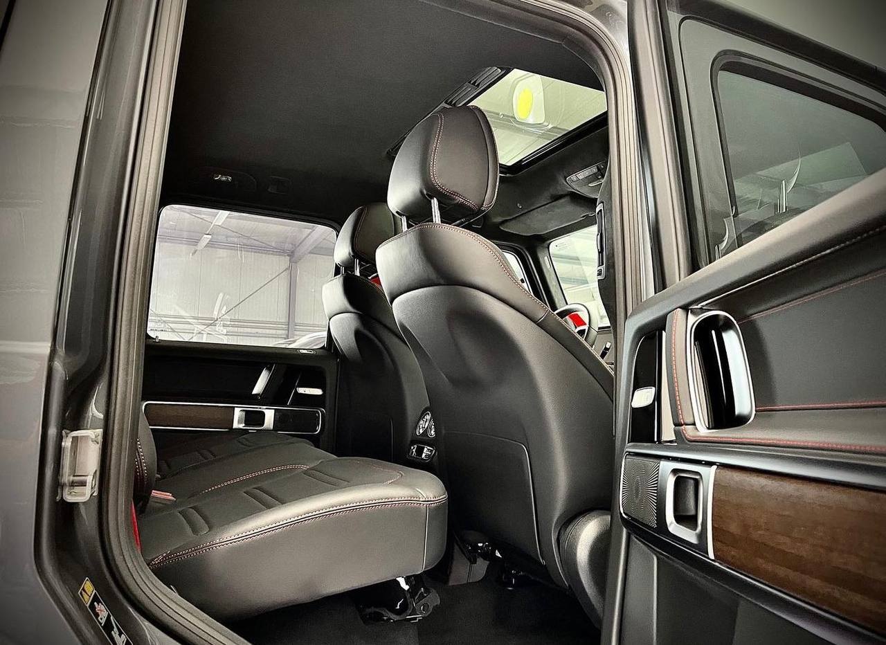 Mercedes-Benz G500