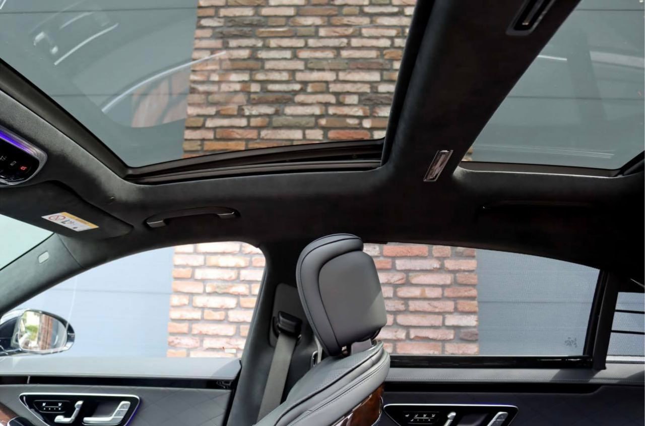 Mercedes-Benz S580